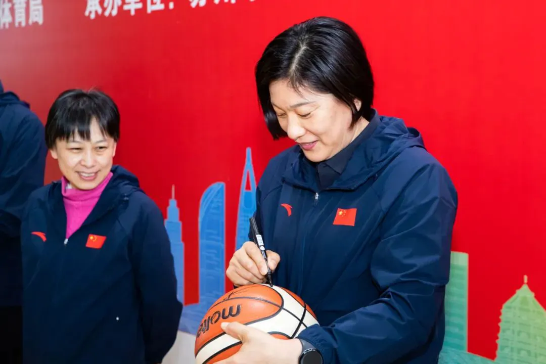 哪里可以找到关于篮球协调训练的教程?_1